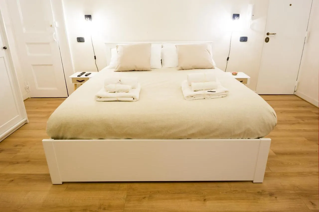 Residenza Sforza Apartment 1 Naples Italy