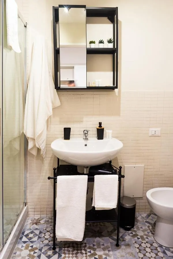 Residenza Sforza Apartment 1 Naples
