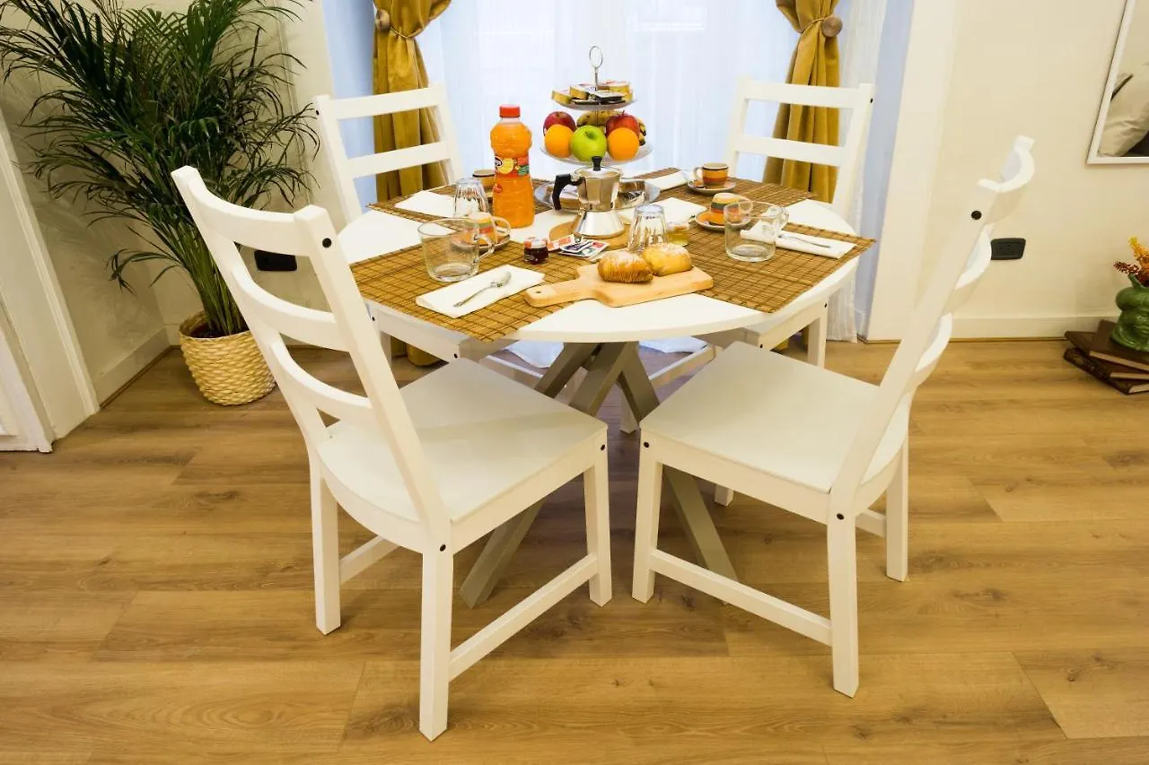 נאפולי Residenza Sforza Apartment 1 0*,  איטליה